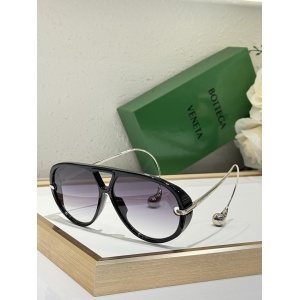 $55.00,Bottega Veneta Sunglasses # 302122
