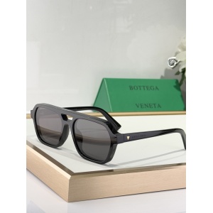 $55.00,Bottega Veneta Sunglasses # 302132
