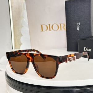 $55.00,Dior Sunglasses # 302542