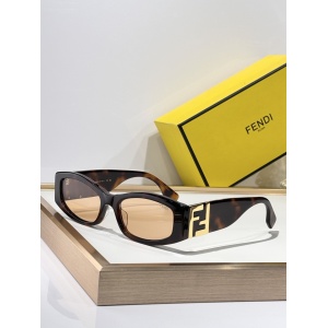 $55.00,Fendi Sunglasses # 302683