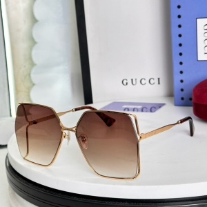 $55.00,Gucci Sunglasses # 302724