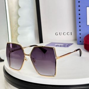 $55.00,Gucci Sunglasses # 302730