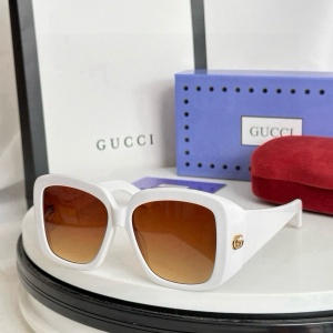 $55.00,Gucci Sunglasses # 302734