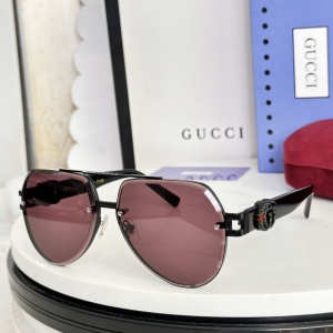 $55.00,Gucci Sunglasses # 302744