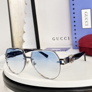 $55.00,Gucci Sunglasses # 302745