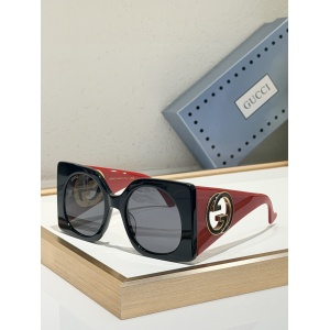 $55.00,Gucci Sunglasses # 302754