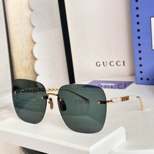 $55.00,Gucci Sunglasses # 302791