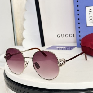 $55.00,Gucci Sunglasses # 302798