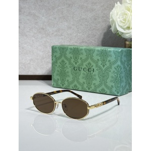 $55.00,Gucci Sunglasses # 302825