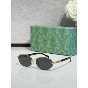 $55.00,Gucci Sunglasses # 302826