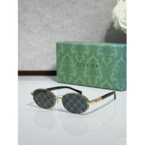 $55.00,Gucci Sunglasses # 302829