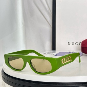 $55.00,Gucci Sunglasses # 302843