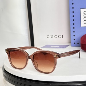 $55.00,Gucci Sunglasses # 302847