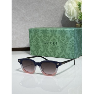 $55.00,Gucci Sunglasses # 302862