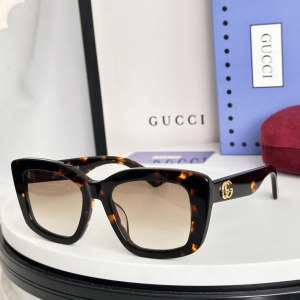 $55.00,Gucci Sunglasses # 302879