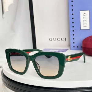 $55.00,Gucci Sunglasses # 302880
