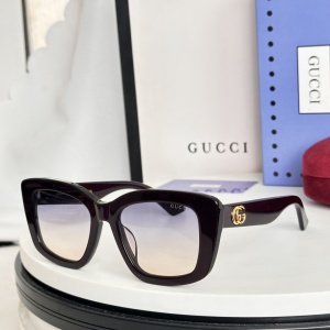 $55.00,Gucci Sunglasses # 302884