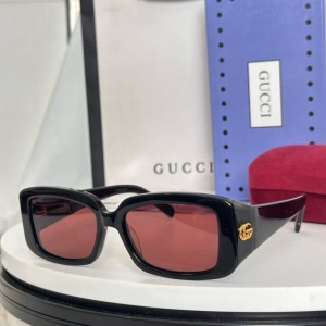 $55.00,Gucci Sunglasses # 302908