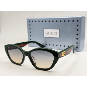 $55.00,Gucci Sunglasses # 302914