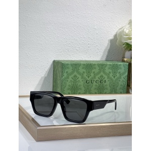 $55.00,Gucci Sunglasses # 302923