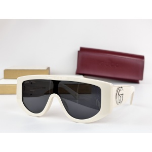 $55.00,Gucci Sunglasses # 302930