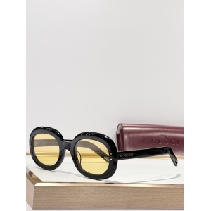 $55.00,Gucci Sunglasses # 302943