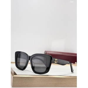 $55.00,Gucci Sunglasses # 302961