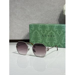 $55.00,Gucci Sunglasses # 302976