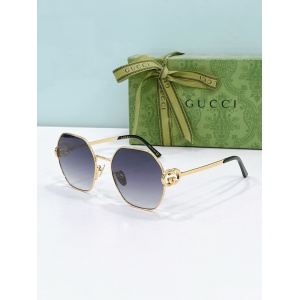 $55.00,Gucci Sunglasses # 302982