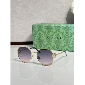 $55.00,Gucci Sunglasses # 302988