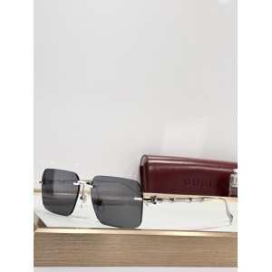 $55.00,Gucci Sunglasses # 303006