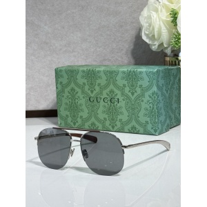 $55.00,Gucci Sunglasses # 303013