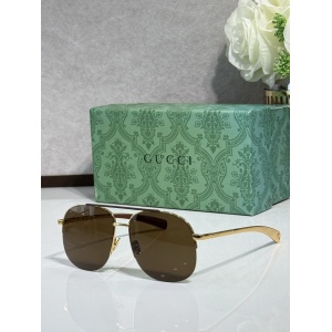 $55.00,Gucci Sunglasses # 303014