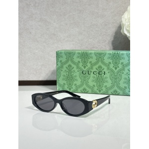$55.00,Gucci Sunglasses # 303030