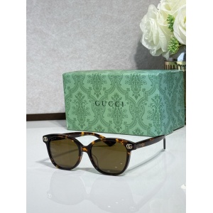 $55.00,Gucci Sunglasses # 303036