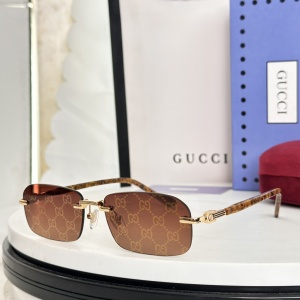 $55.00,Gucci Sunglasses # 303043