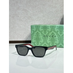 $55.00,Gucci Sunglasses # 303056