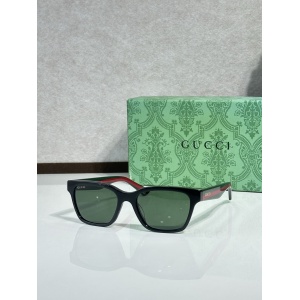 $55.00,Gucci Sunglasses # 303059