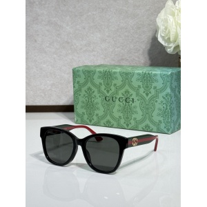 $55.00,Gucci Sunglasses # 303069