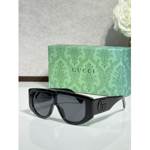 $55.00,Gucci Sunglasses # 303075