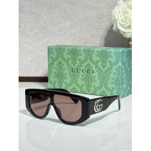 $55.00,Gucci Sunglasses # 303076