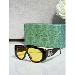 $55.00,Gucci Sunglasses # 303078