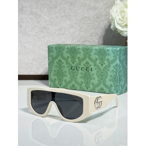 $55.00,Gucci Sunglasses # 303079