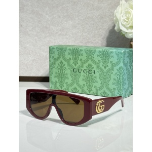 $55.00,Gucci Sunglasses # 303080