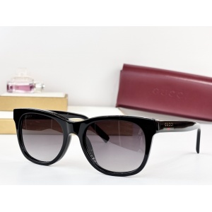 $55.00,Gucci Sunglasses # 303083