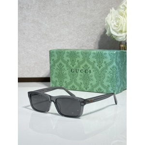 $55.00,Gucci Sunglasses # 303086