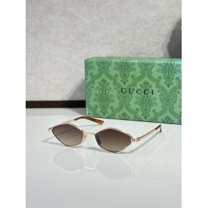 $55.00,Gucci Sunglasses # 303094