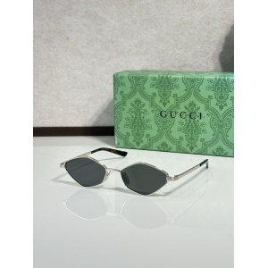$55.00,Gucci Sunglasses # 303096