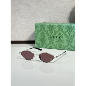 $55.00,Gucci Sunglasses # 303097