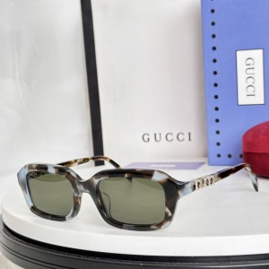 $55.00,Gucci Sunglasses # 303103
